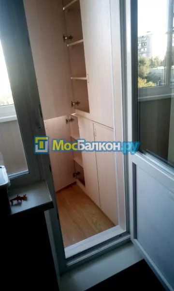 Шкаф на балкон купить в Раменском на заказ недорого от МосБалкон