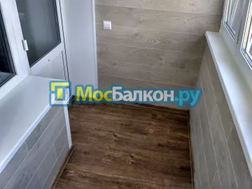 Отделка балкона и лоджии пластиковыми ПВХ панелями в Раменском от компании МосБалкон