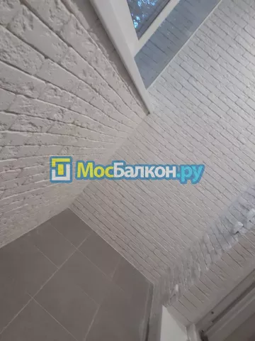 Цена на отделку лоджии декоративным камнем в Москве