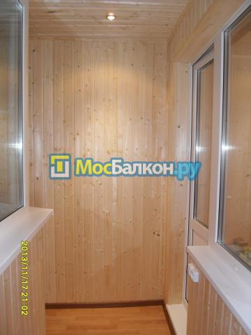 Отделка балконов деревянной вагонкой класса 