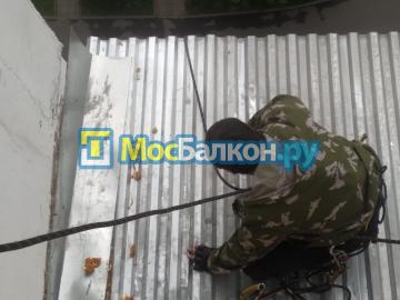 Установка и герметизация крыши