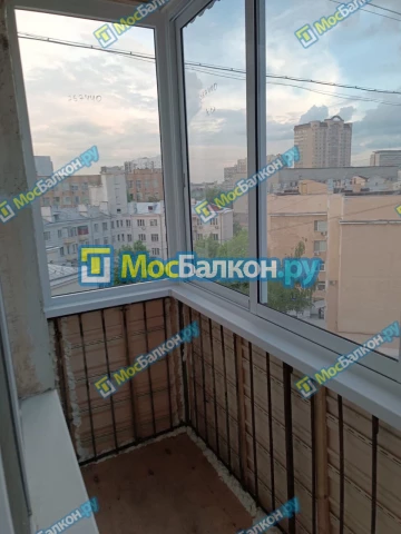 Крыша на балконе в Раменском монтаж и ремонт по выгодной цене от МосБалкон