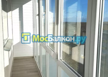 Отделка балкона и лоджии пластиковыми ПВХ панелями в Раменском от компании МосБалкон