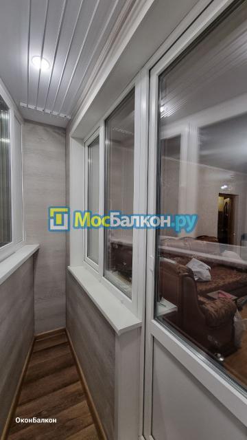 ПЛАСТИКОВОЕ ОСТЕКЛЕНИЕ И ОТДЕЛКА ЛАМИНАТОМ БАЛКОНА