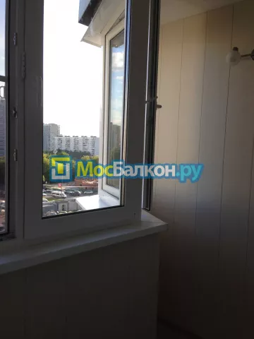 Отделка балкона и лоджии пластиковыми ПВХ панелями в Раменском от компании МосБалкон