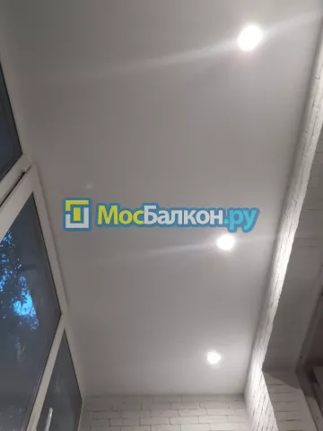 Цена на отделку лоджии декоративным камнем в Москве
